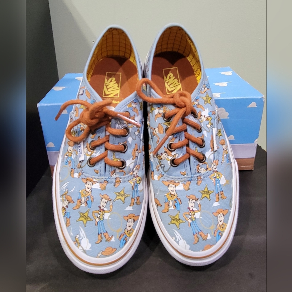 Toy Story x Vans